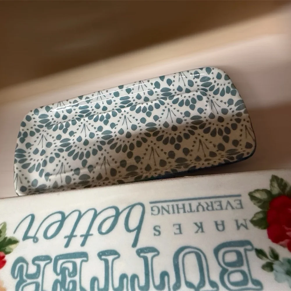 Butter Makes Everything Better, pioneer woman Butter Dish - Picture 3 of 4